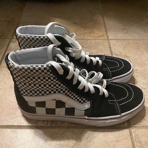 high top checkered vans
